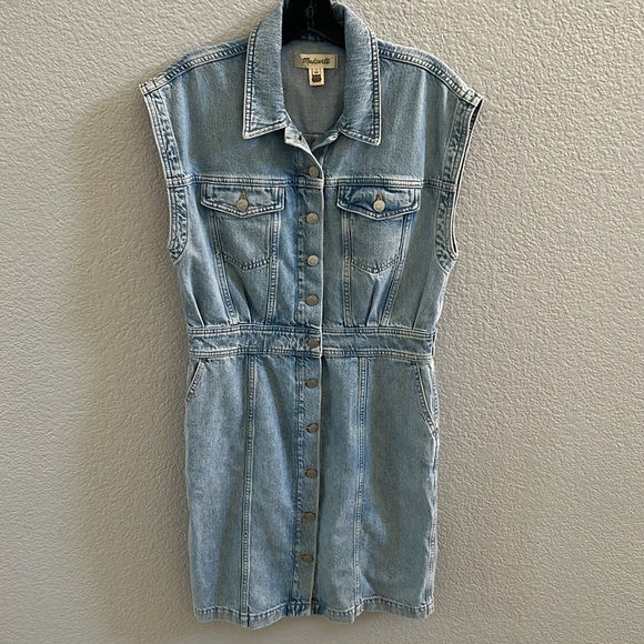 Madewell NWOT Denim Cap-Sleeve Shirtdress in Aquino Wash Size 8 - Picture 7 of 10